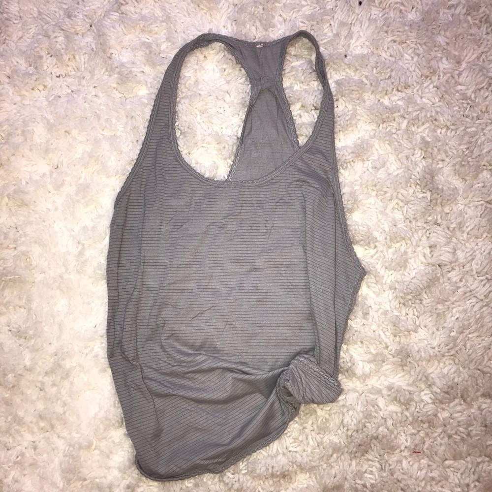 LuluLemon Racer Back Grey Tank •Size 8•